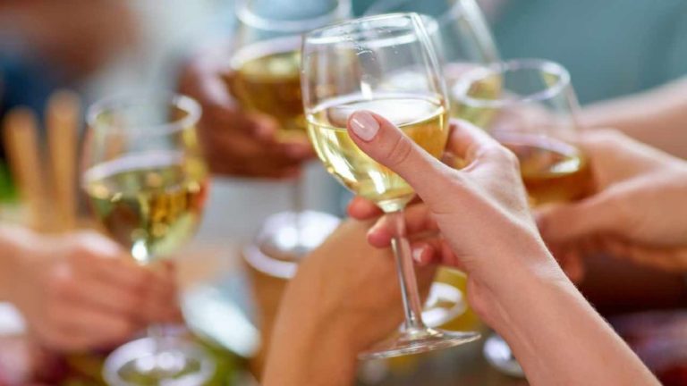 Los siete errores más comunes cuando bebemos vino